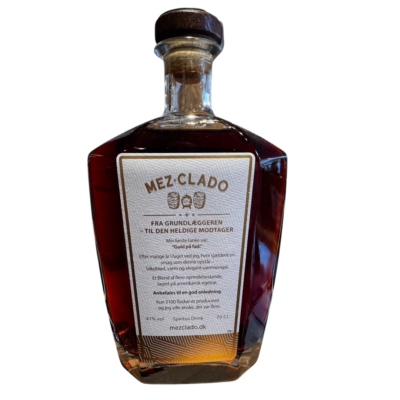 Mez Clado fra grundlæggeren til den heldige modtager